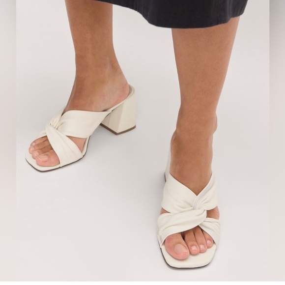 Everlane The Day Twist Heel Slip On Sandal Nappa Leather Cream Size 7.5 - Picture 3 of 11